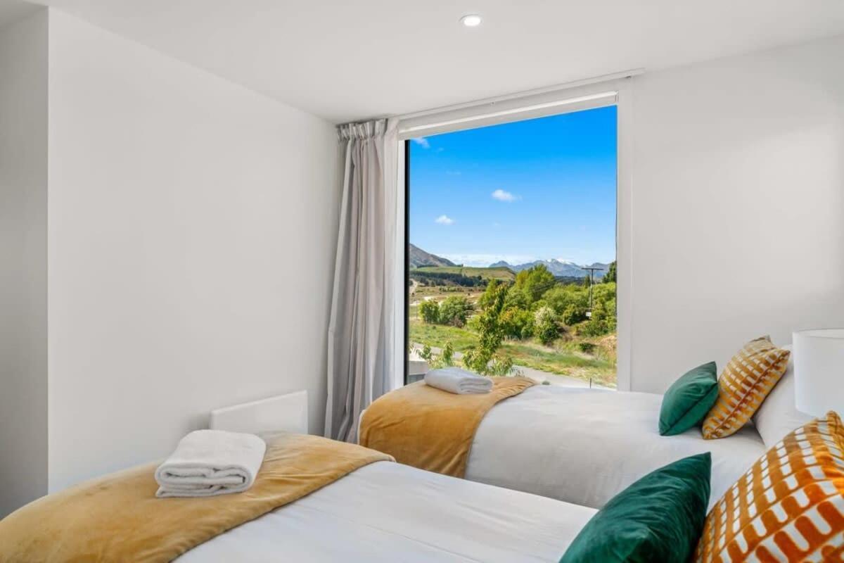Вилла The 1 With The View Albert Town Экстерьер фото